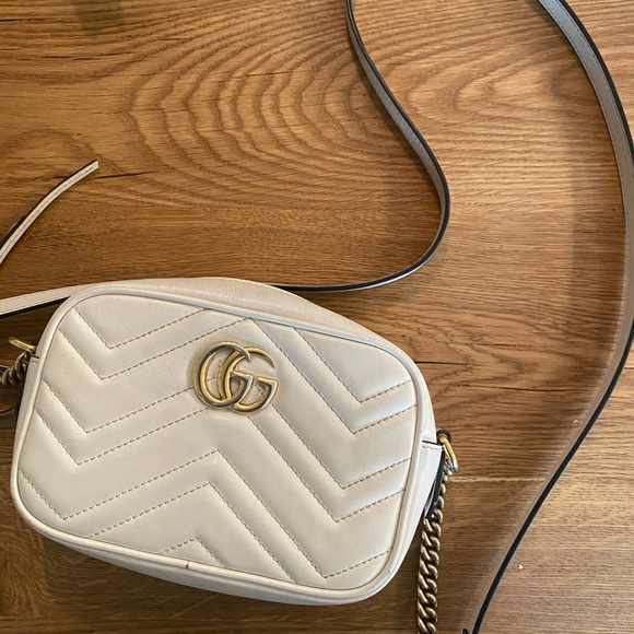 GG Marmont small shoulder bag - Picture 2 of 8